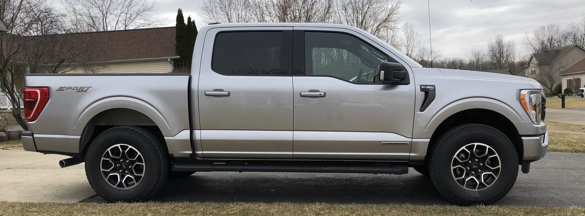 Ford F-150 Lightning Anyone running 295/70/18 tires? IMG_2542