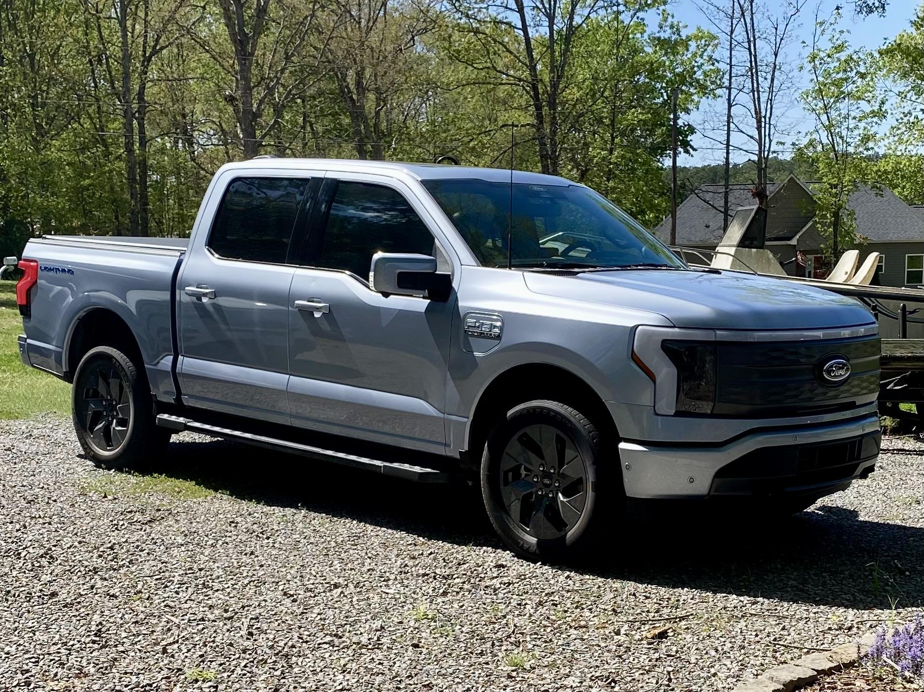 Ford F-150 Lightning 【BestEvMod】Let’s do a giveaway raffle on our Mud Flap! IMG_2673