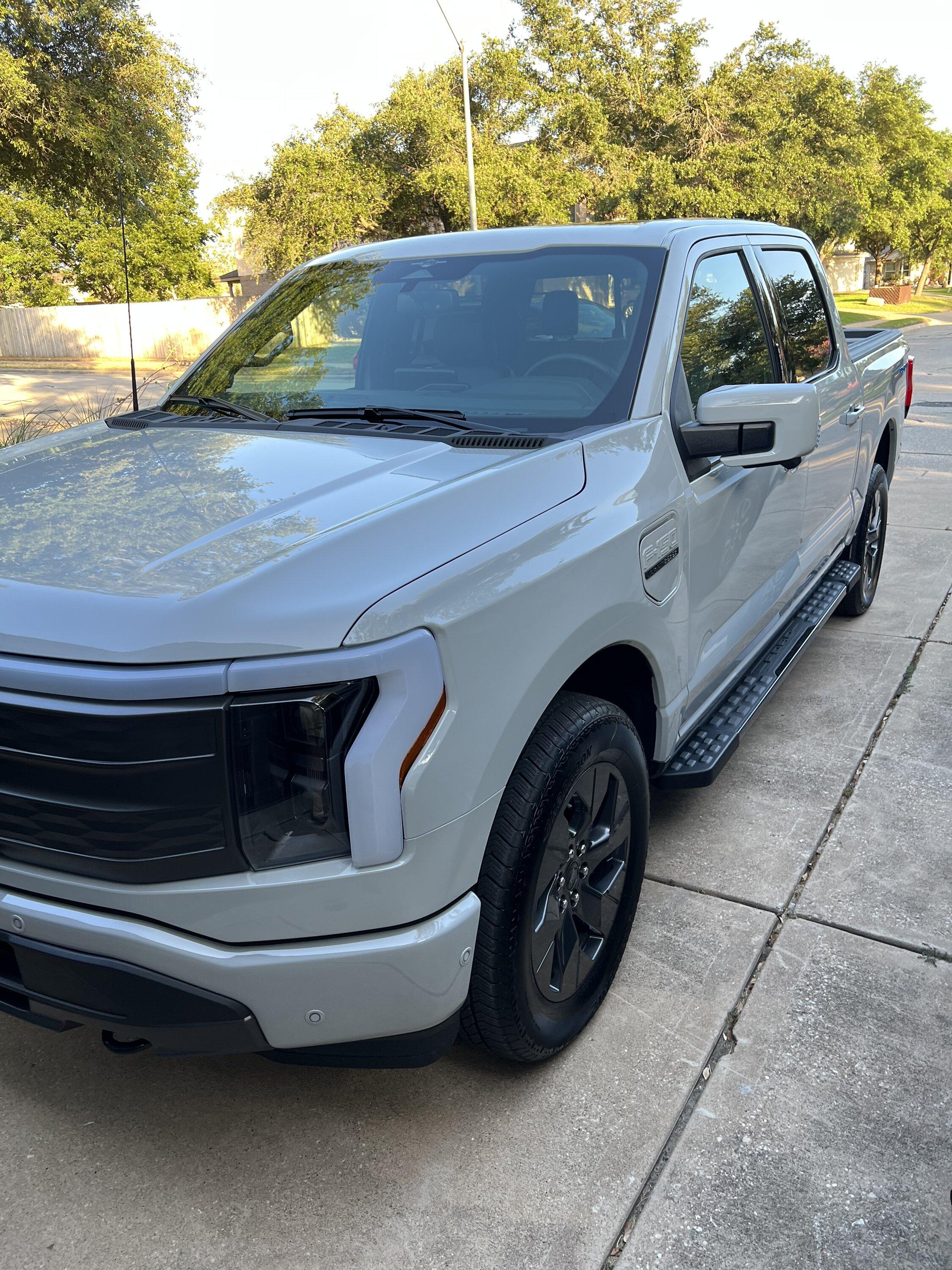 Ford F-150 Lightning ✅ 4/24/2023 Lightning Build Week Group (MY2023) IMG_3009