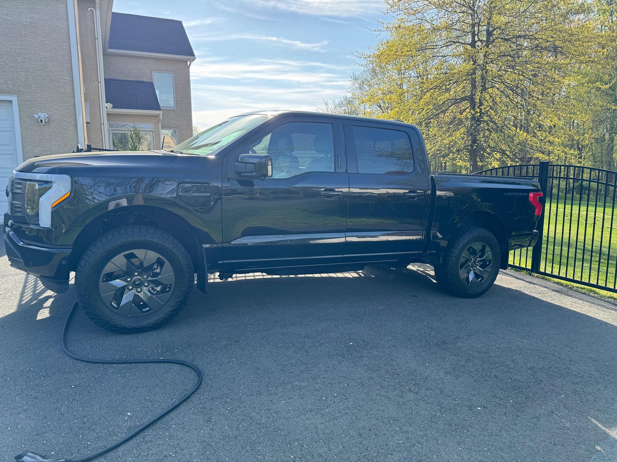 Ford F-150 Lightning Rough Country Power Running Boards Install and Thoughts after 7mo / 10k miles IMG_3686