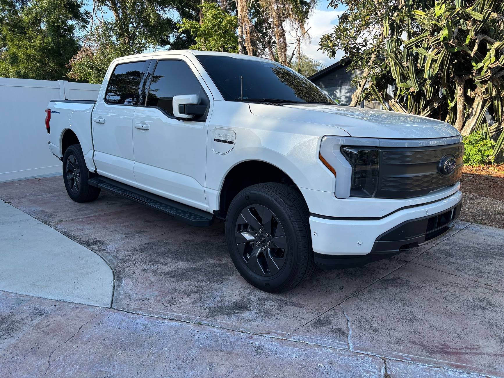 Ford F-150 Lightning So i did a thing...: 2022 Lariat ER w/Max Tow IMG_5032