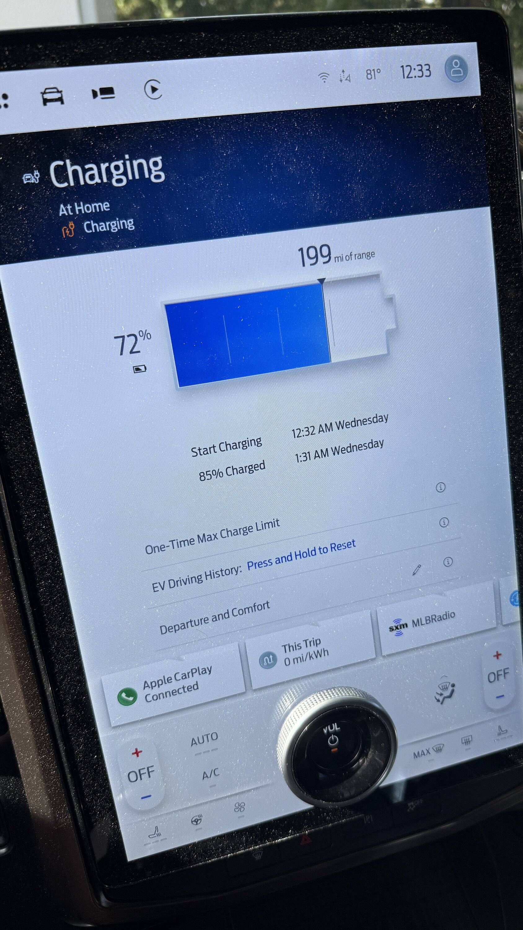 Ford F-150 Lightning truck starts charging even when time set. IMG_5362
