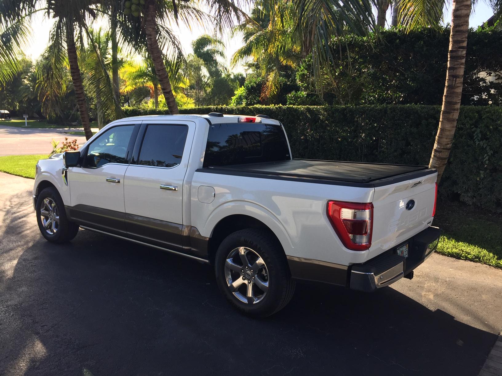 Ford F-150 Lightning Retrax ProXR bed cover IMG_5482.JPG