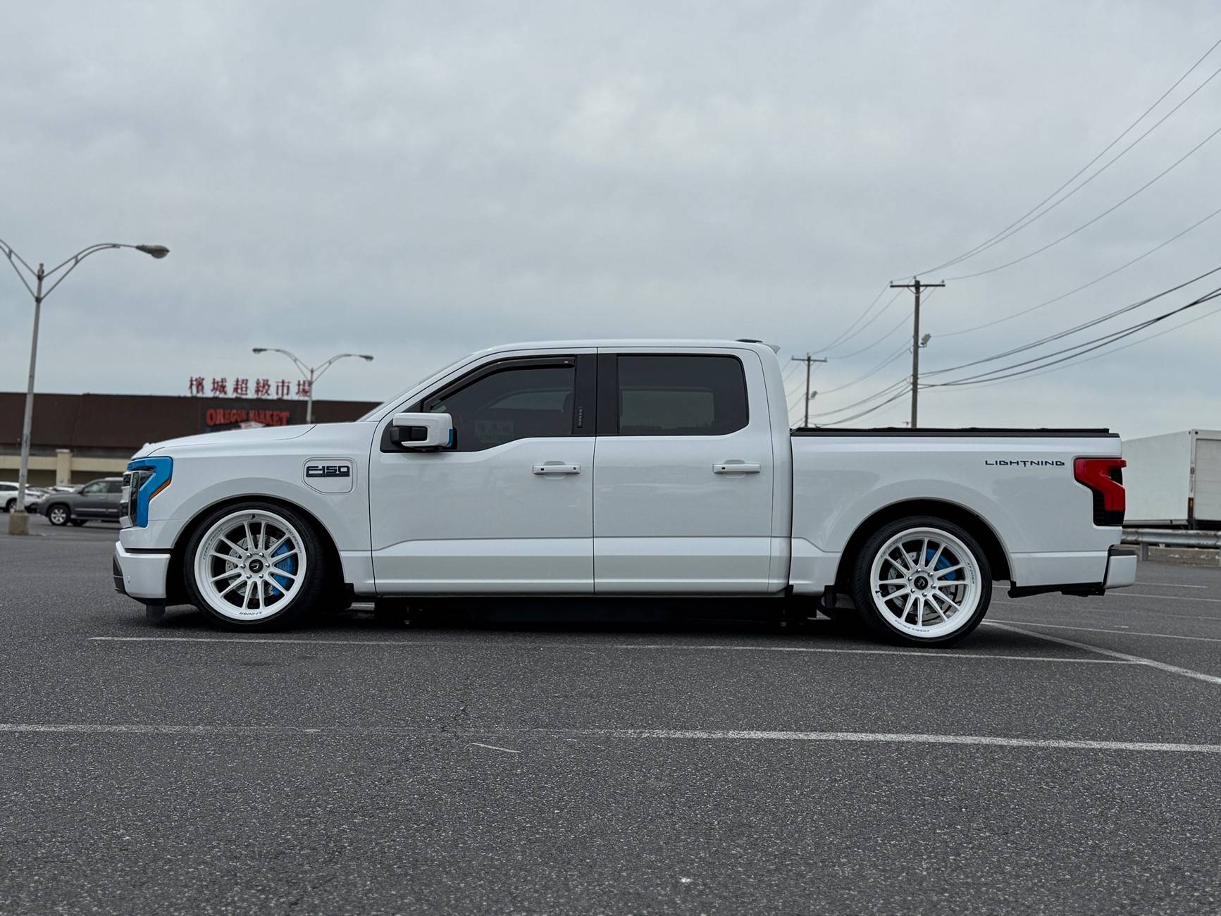 Ford F-150 Lightning Air ride axle angles… IMG_5781