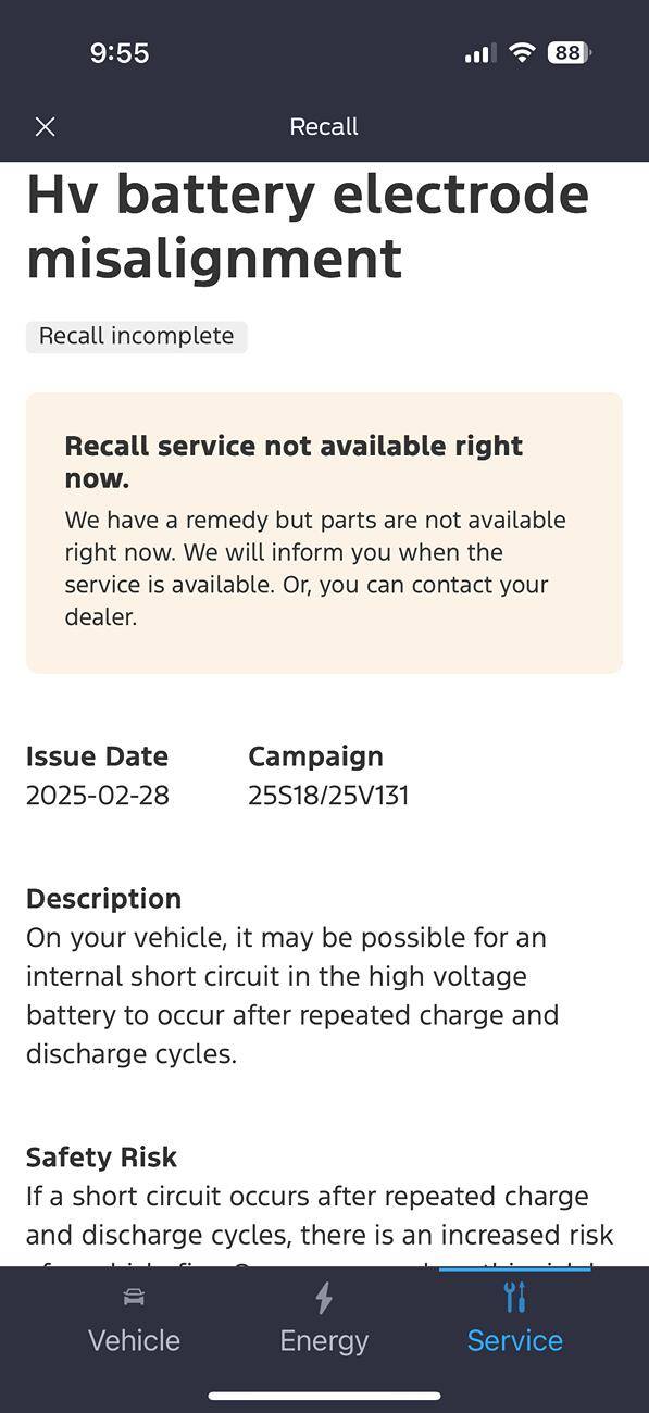 Ford F-150 Lightning Fuse/Circuit Breaker fault in traction battery IMG_5830