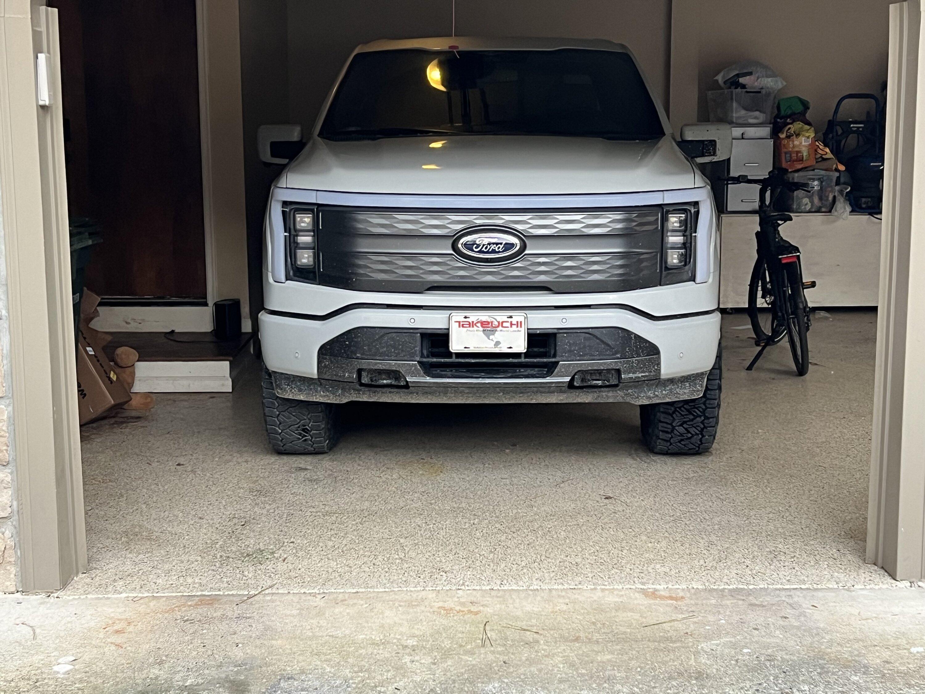 Ford F-150 Lightning Almost time for new tires, what are you planning on getting after the stock tires wear out? IMG_6514