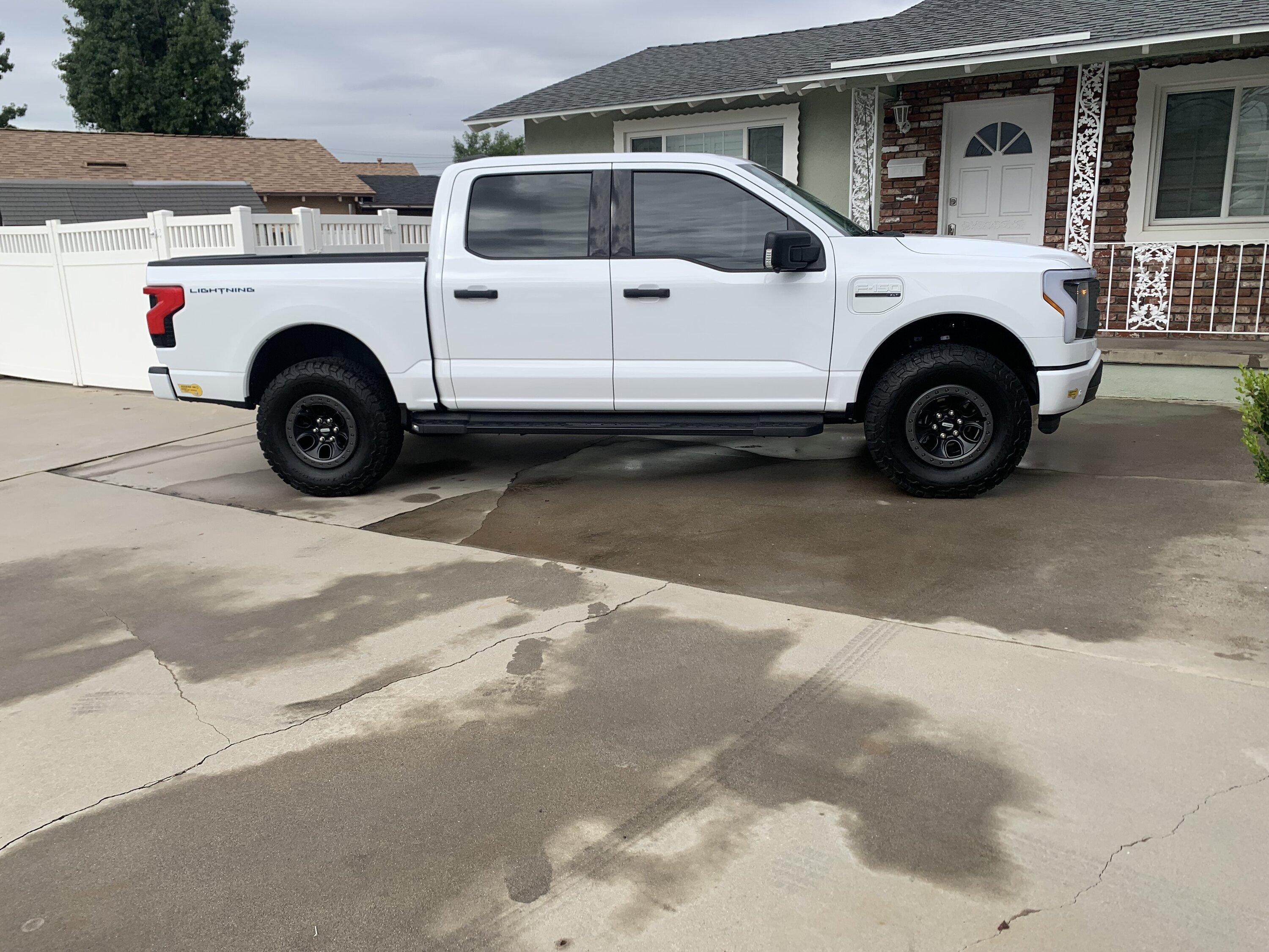 Ford F-150 Lightning Pimping out the new Lightning  -suggestions and ideas welcome IMG_9614