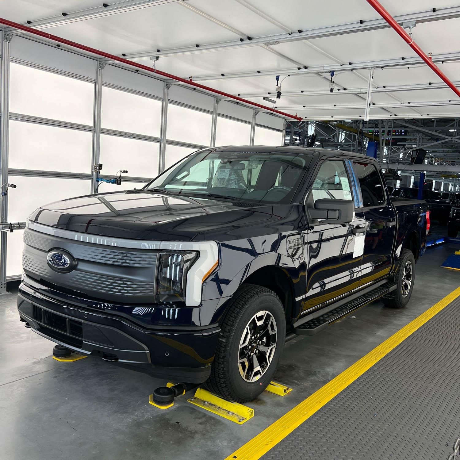 Ford F-150 Lightning ✅ 5/30 Lightning Build Week Group JC Lightning Photo