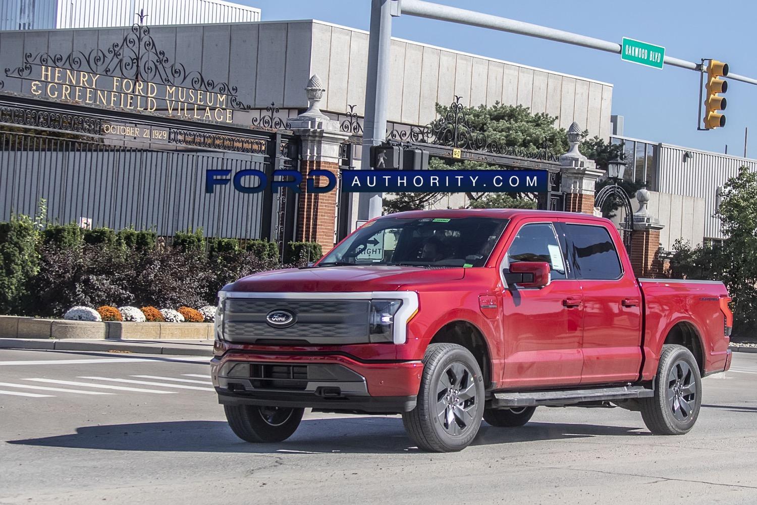 Ford F-150 Lightning RAPID RED F-150 Lightning Photos & Club Lariat-Real-World-Photos-October-2021-Exterior-003