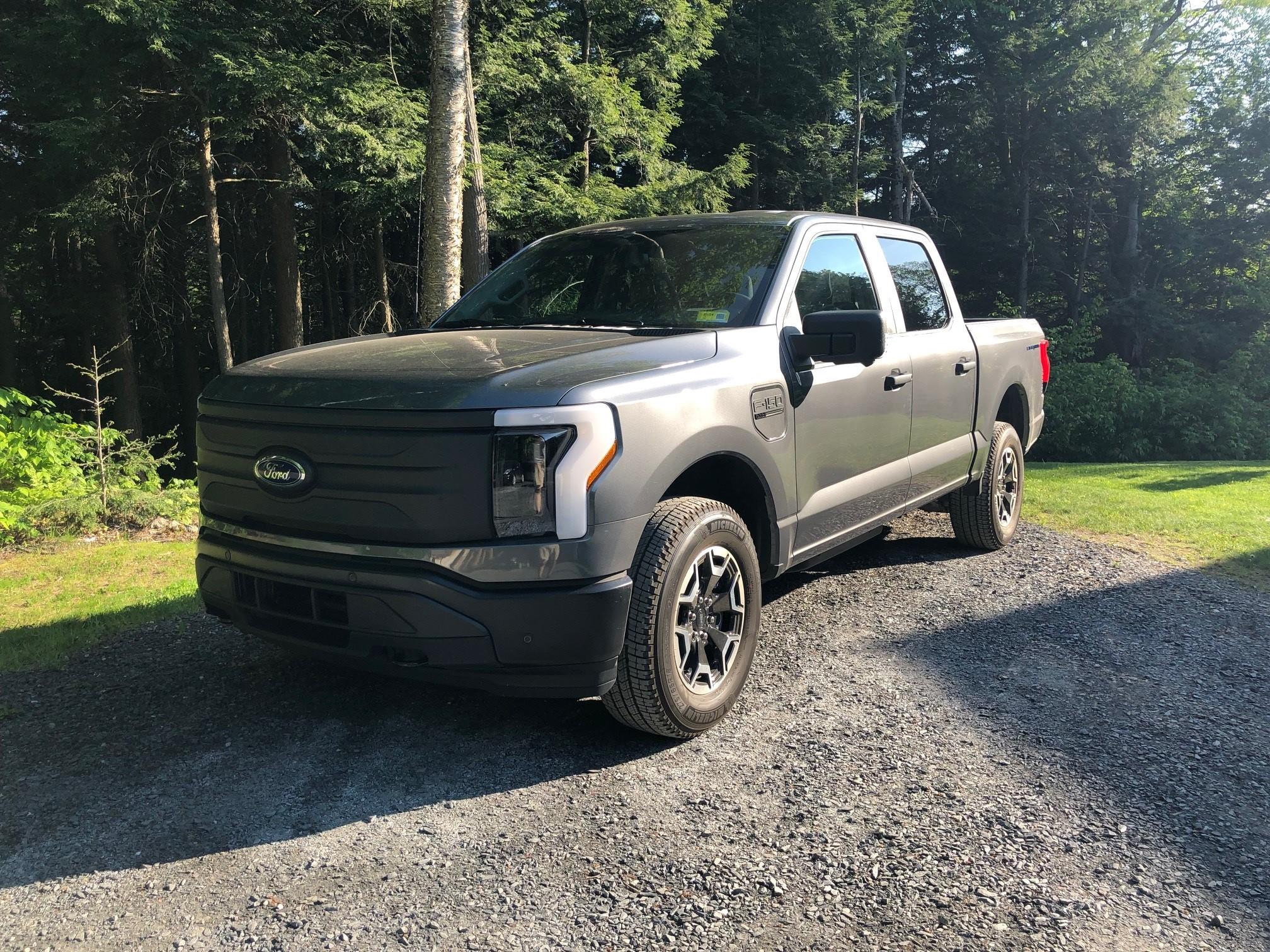 Ford F-150 Lightning ✅ 4/24/2023 Lightning Build Week Group (MY2023) Lightnin