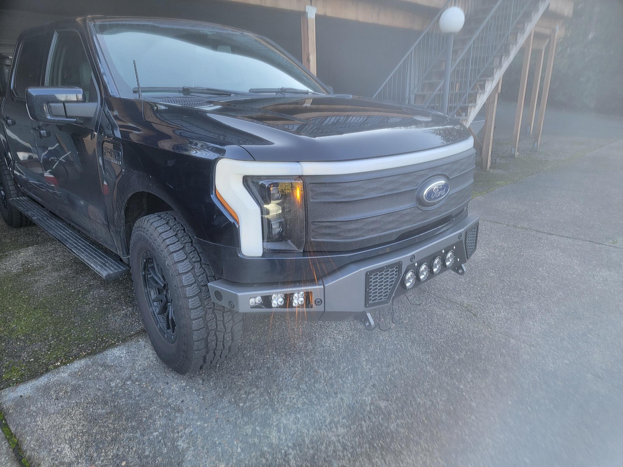 Ford F-150 Lightning Sinister front. nose