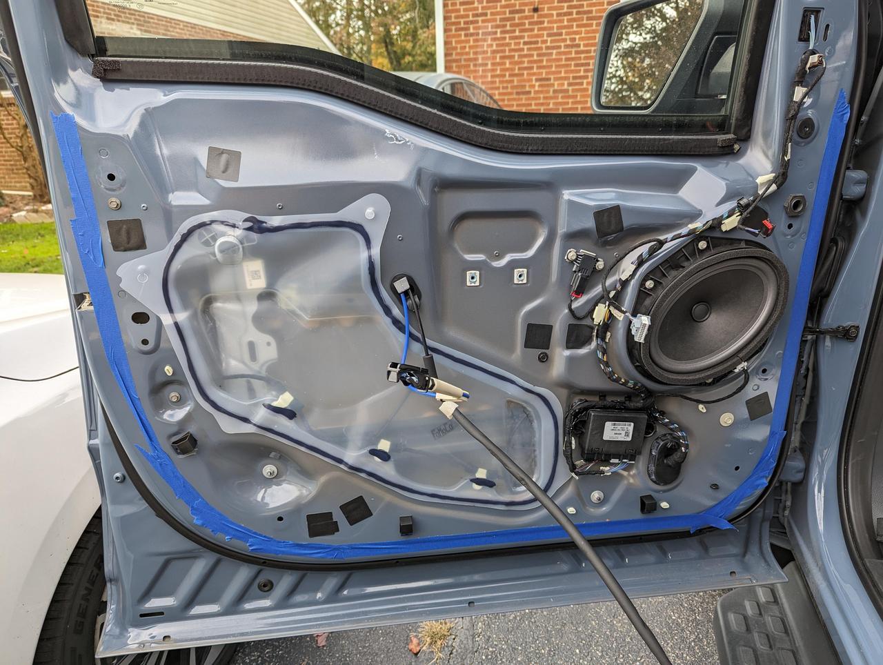 Ford F-150 Lightning Sounds Good Stereo Upgrade - Base XLT system OJDYbfG