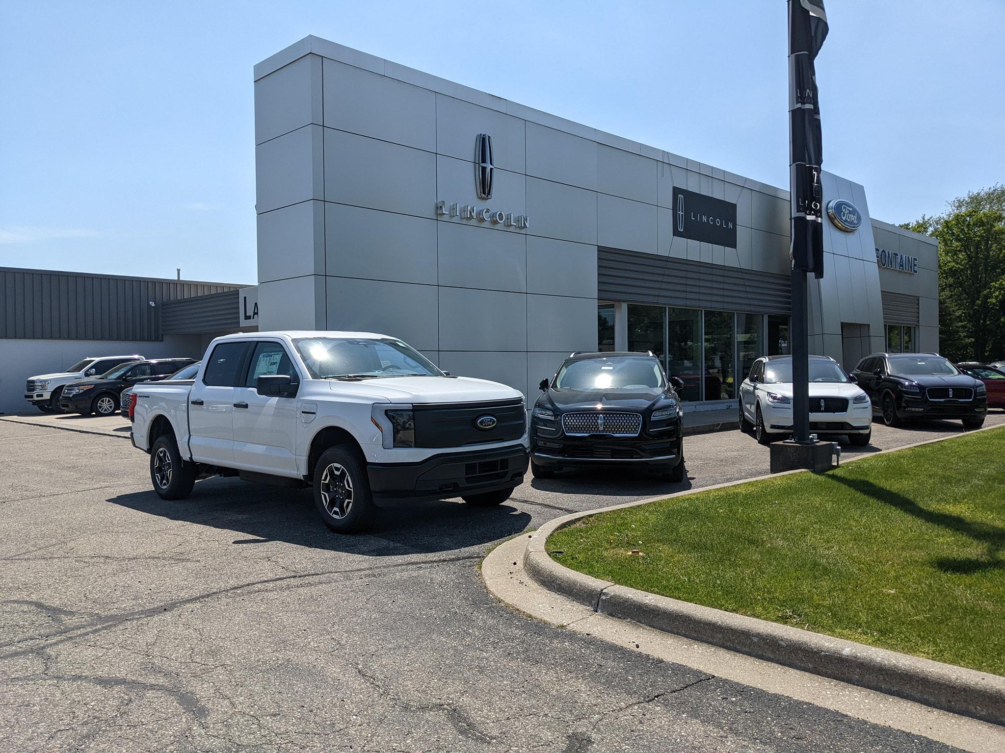 Ford F-150 Lightning OXFORD WHITE F-150 Lightning Photos & Club Oxford White F150 Lightning Pro 3