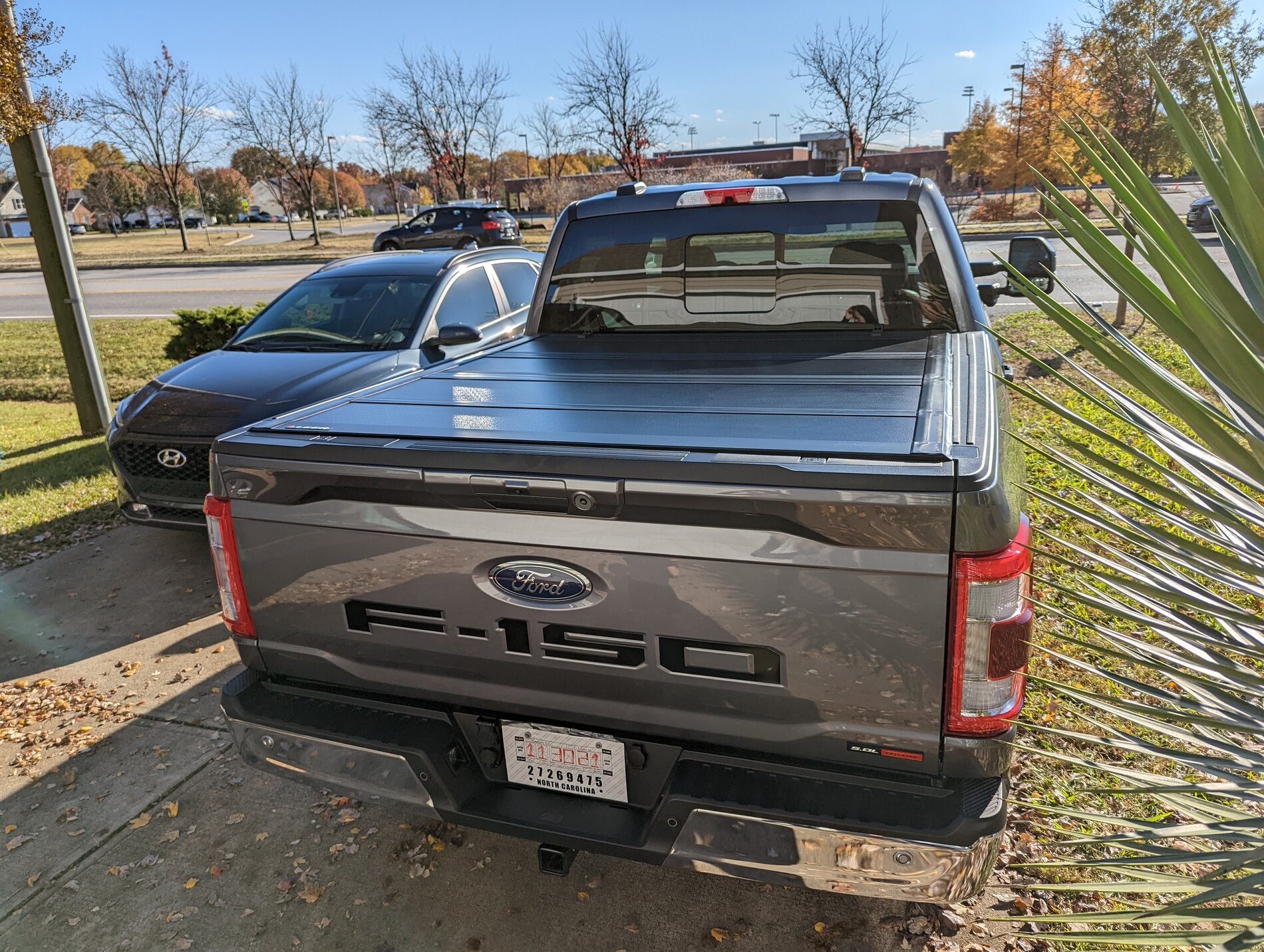 Ford F-150 Lightning Leer HF650M Tonneau Cover Review with Photos! - Install & First Impressions PXL_20211113_193429319 (1)