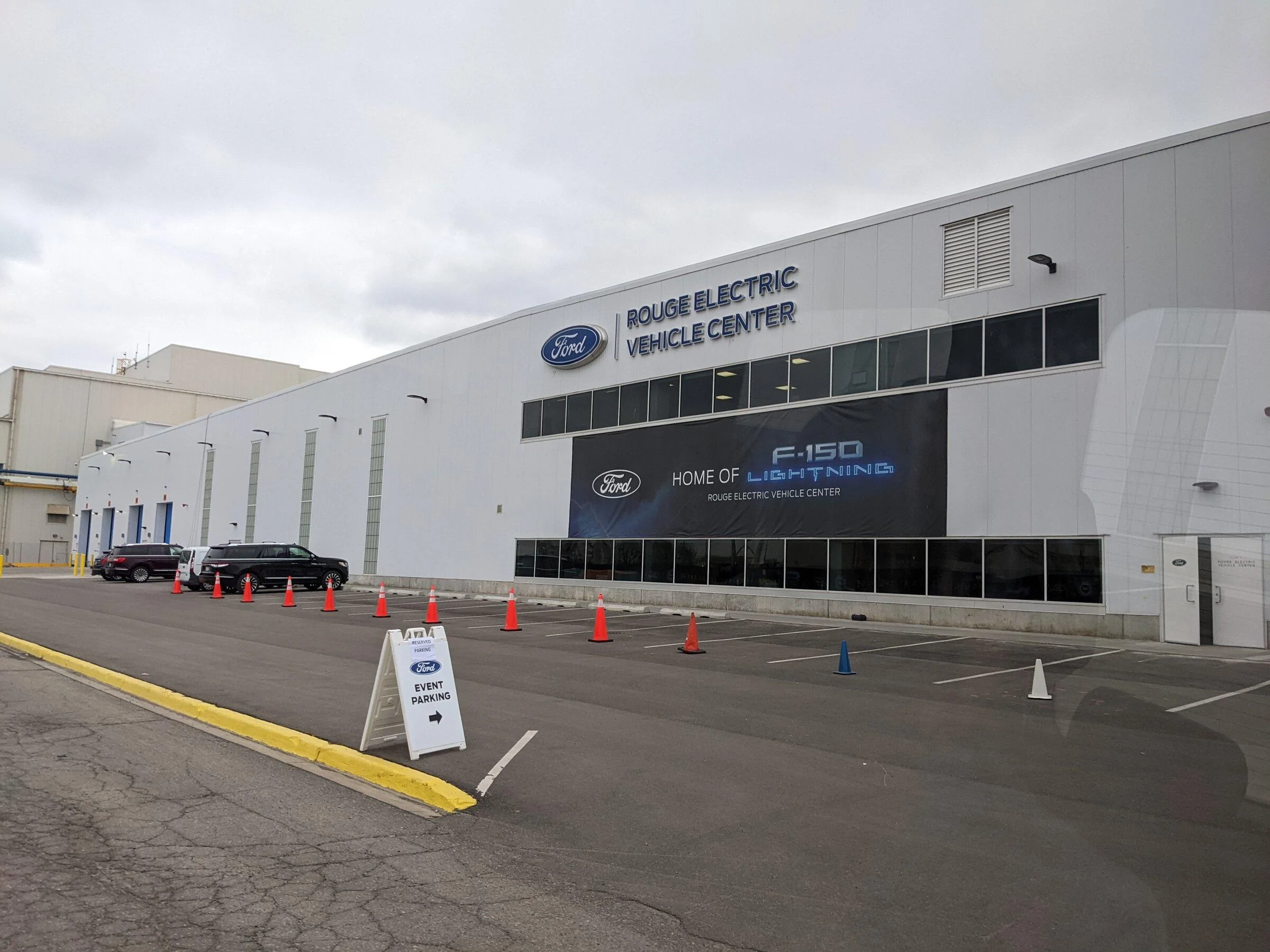Ford F-150 Lightning Attended F-150 Lightning Launch Event -- Writeup, Photos, Max Payload, GVWR pxl_20220426_155211487-jpg