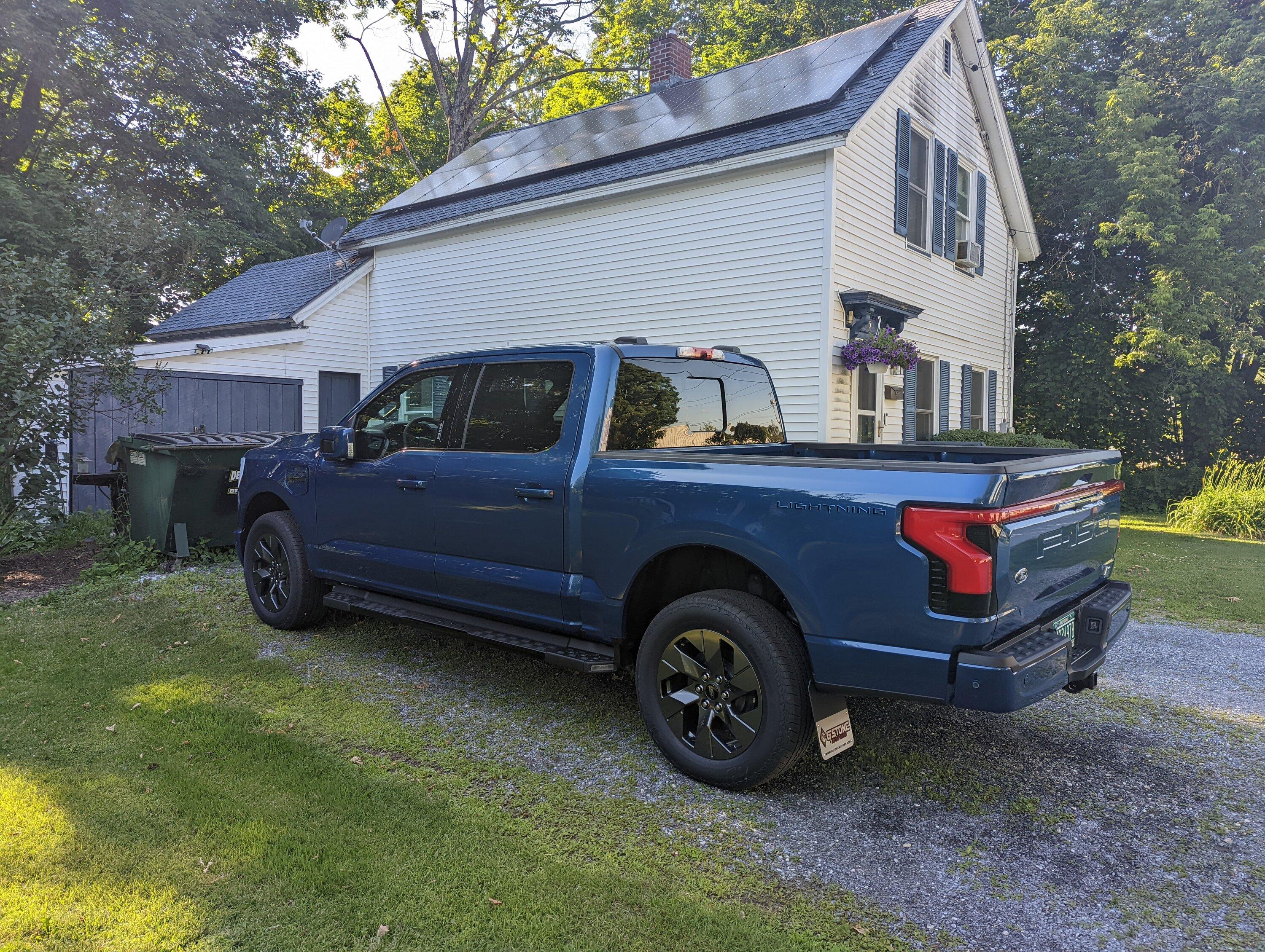 Ford F-150 Lightning Ford Charge Station Pro for Sale PXL_20220625_212539588