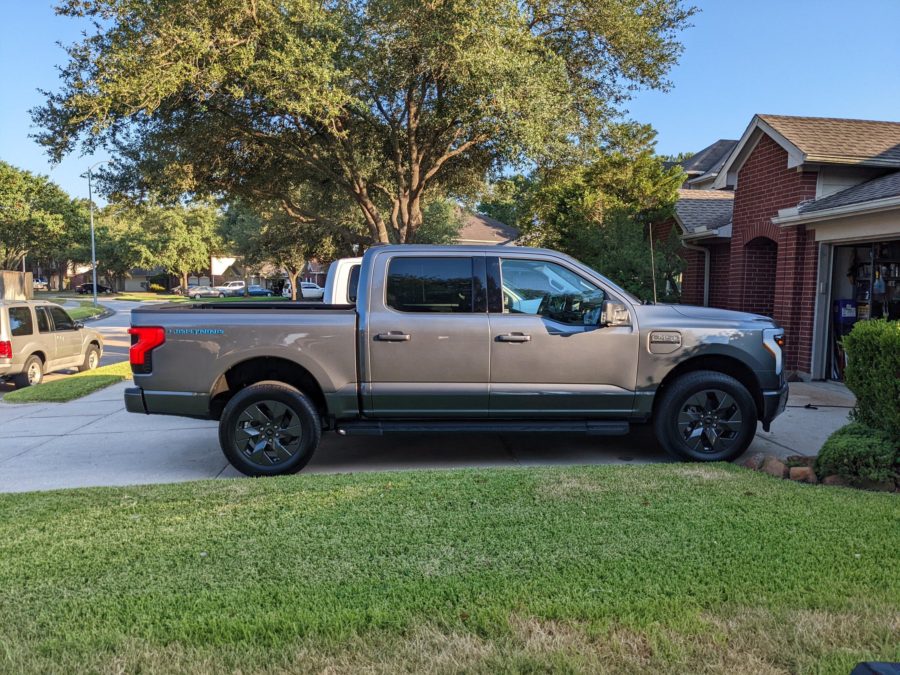 Ford F-150 Lightning CARBONIZED GRAY F-150 Lightning Photos & Club PXL_20220626_000157034