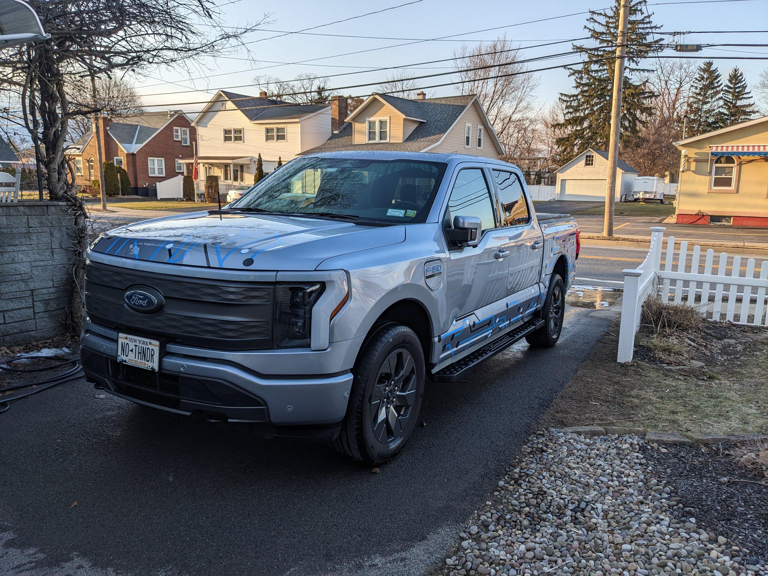 Ford F-150 Lightning 🙋‍♂️ What Did You Do To Your Lightning Today? PXL_20230329_223235540