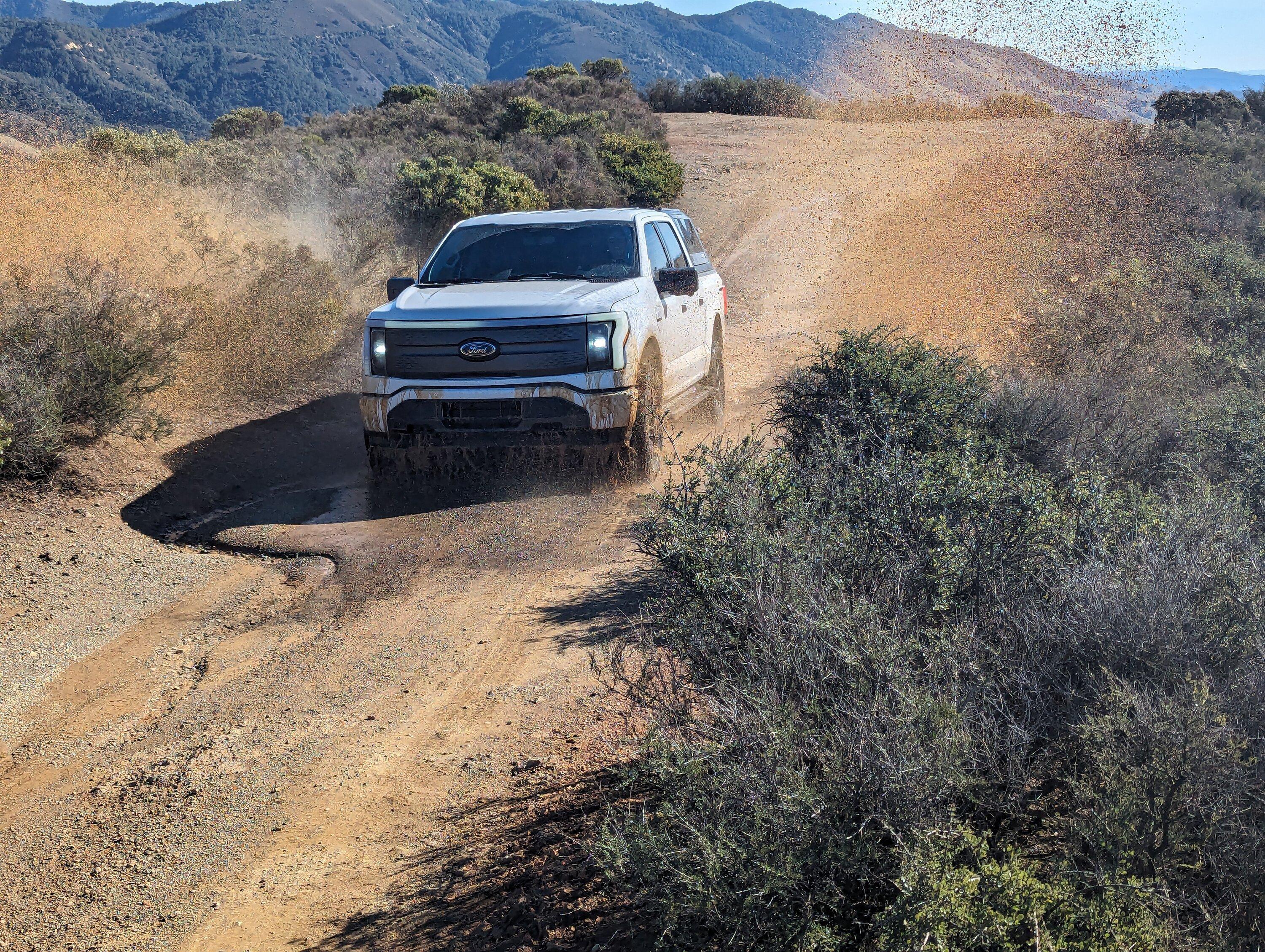 Ford F-150 Lightning Off Road Build - 2022 F150 Lightning XLT in White (w/ RSI Smart Cap) PXL_20240107_203118830