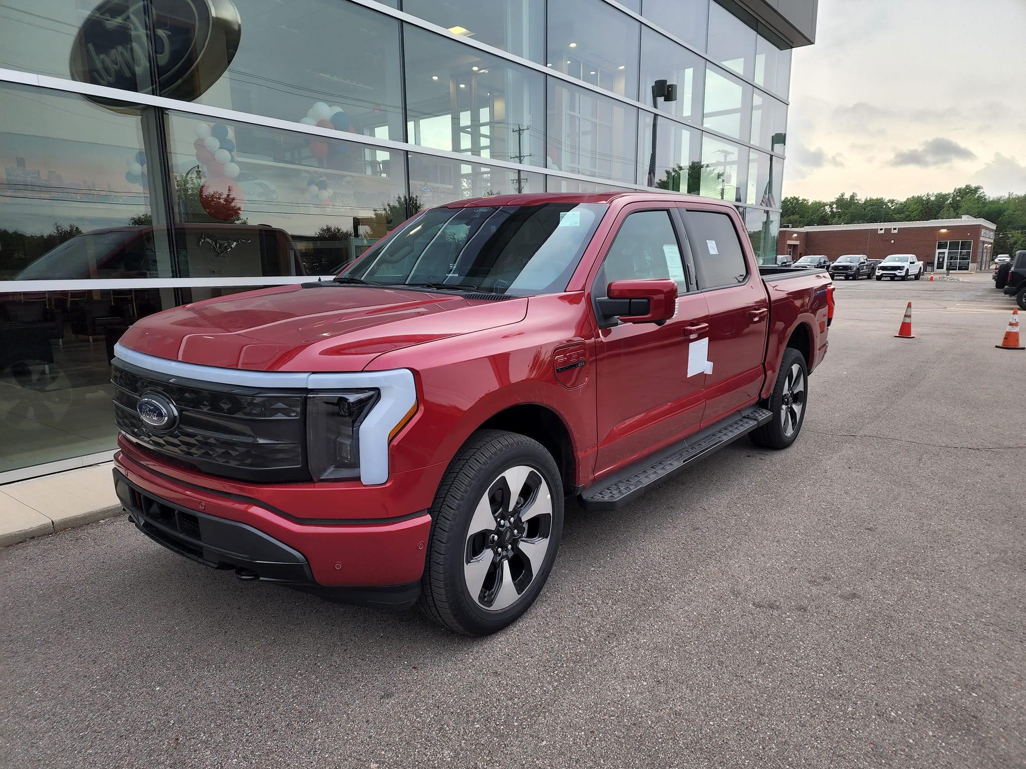 Ford F-150 Lightning RAPID RED F-150 Lightning Photos & Club Rapid Red 2022 Ford F-150 Lightning Lariat at Beechmont Ford in Cincinnati5