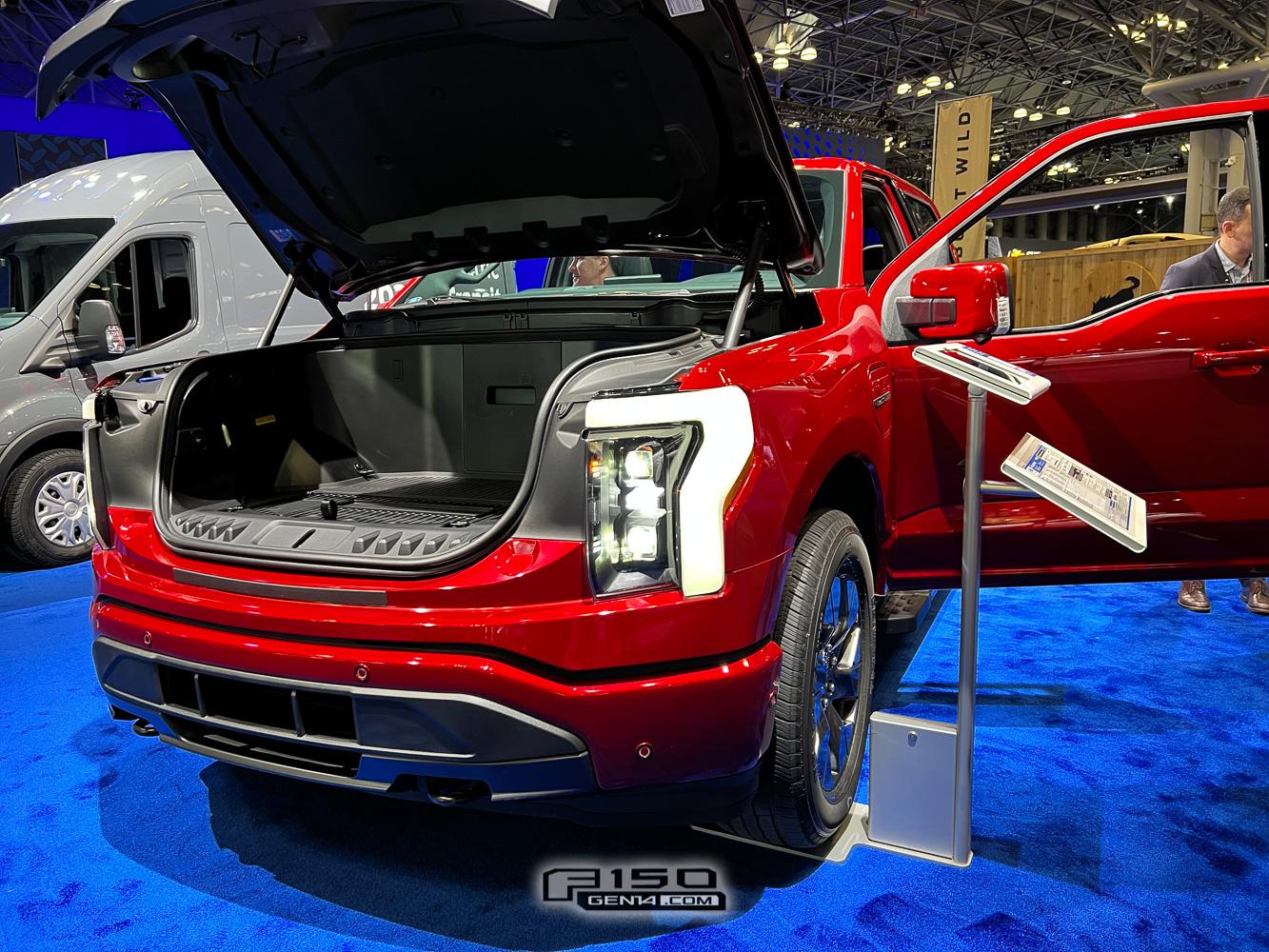 Ford F-150 Lightning RAPID RED F-150 Lightning Photos & Club rapid-red-f150-lightning-nyias-2022-4