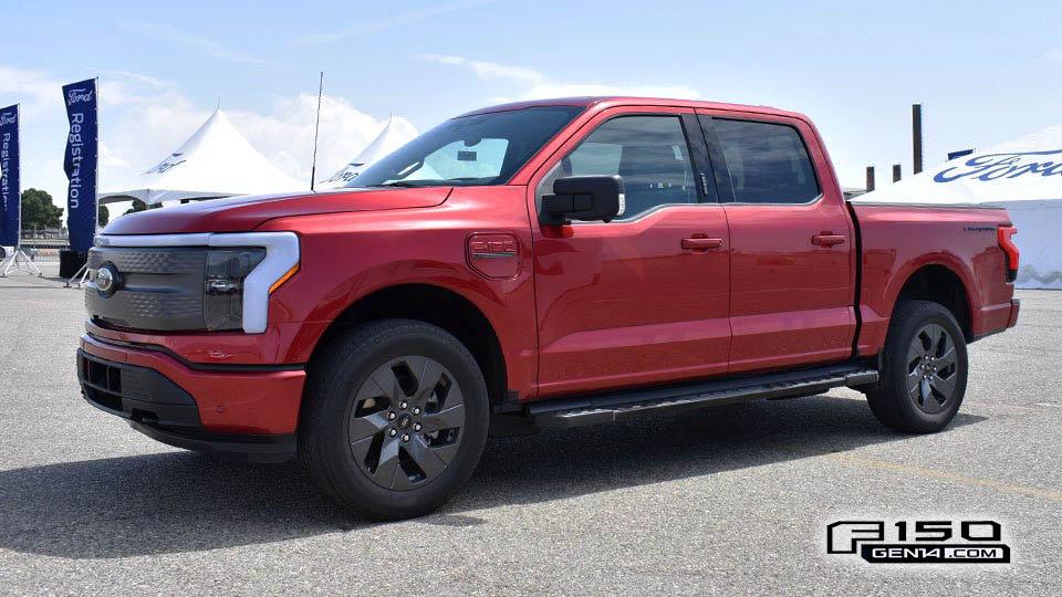 Ford F-150 Lightning RAPID RED F-150 Lightning Photos & Club Rapid Red XLT Lightning F150 EV Pickup 2