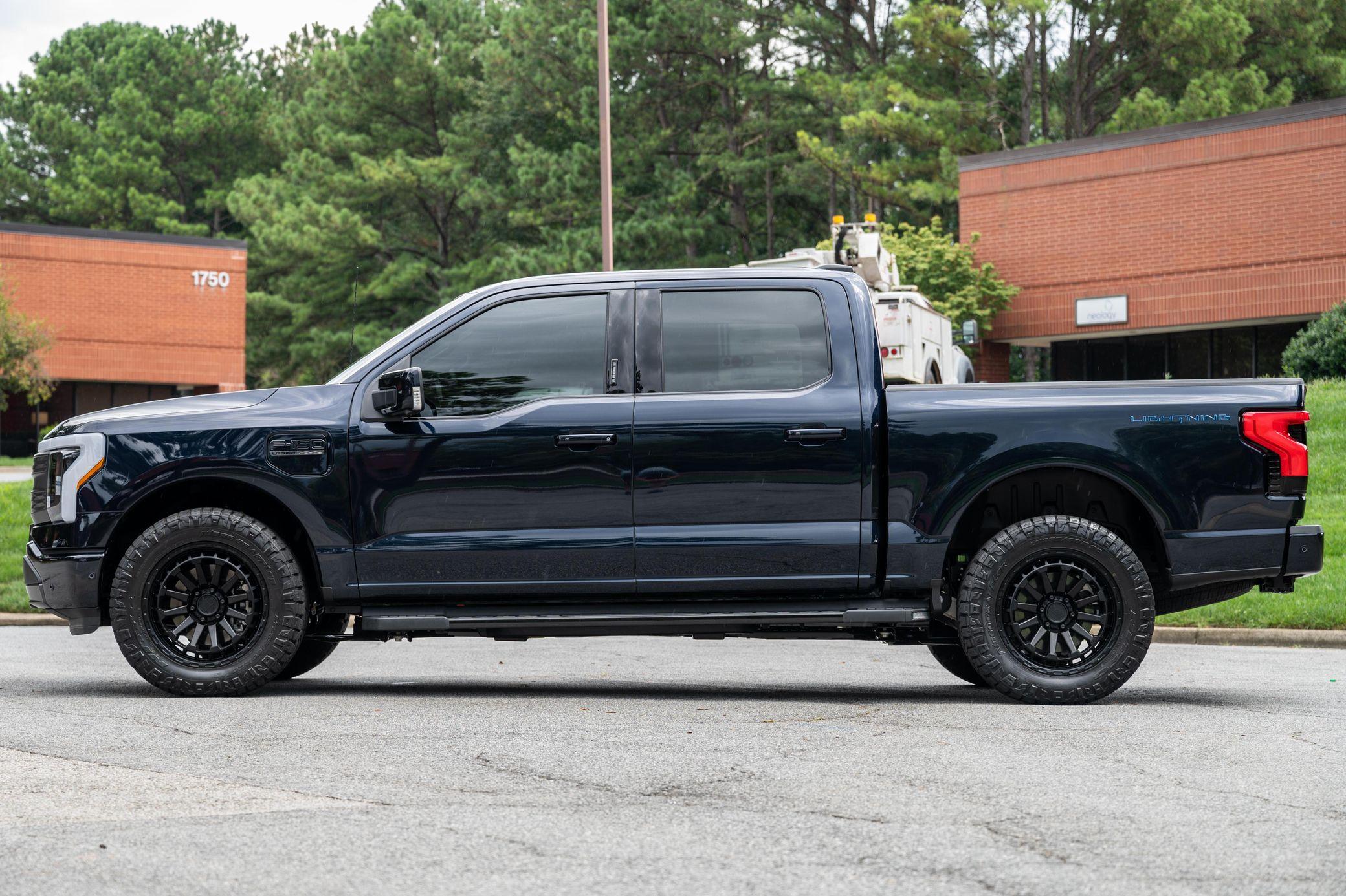 Ford F-150 Lightning ANTIMATTER BLUE F-150 Lightning Photos & Club rjqGXV4Y-IHTZX1gryG-(edit)