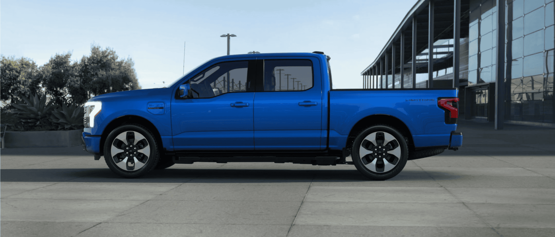 Ford F-150 Lightning Spare Tire Placement Design Side Profile.PNG