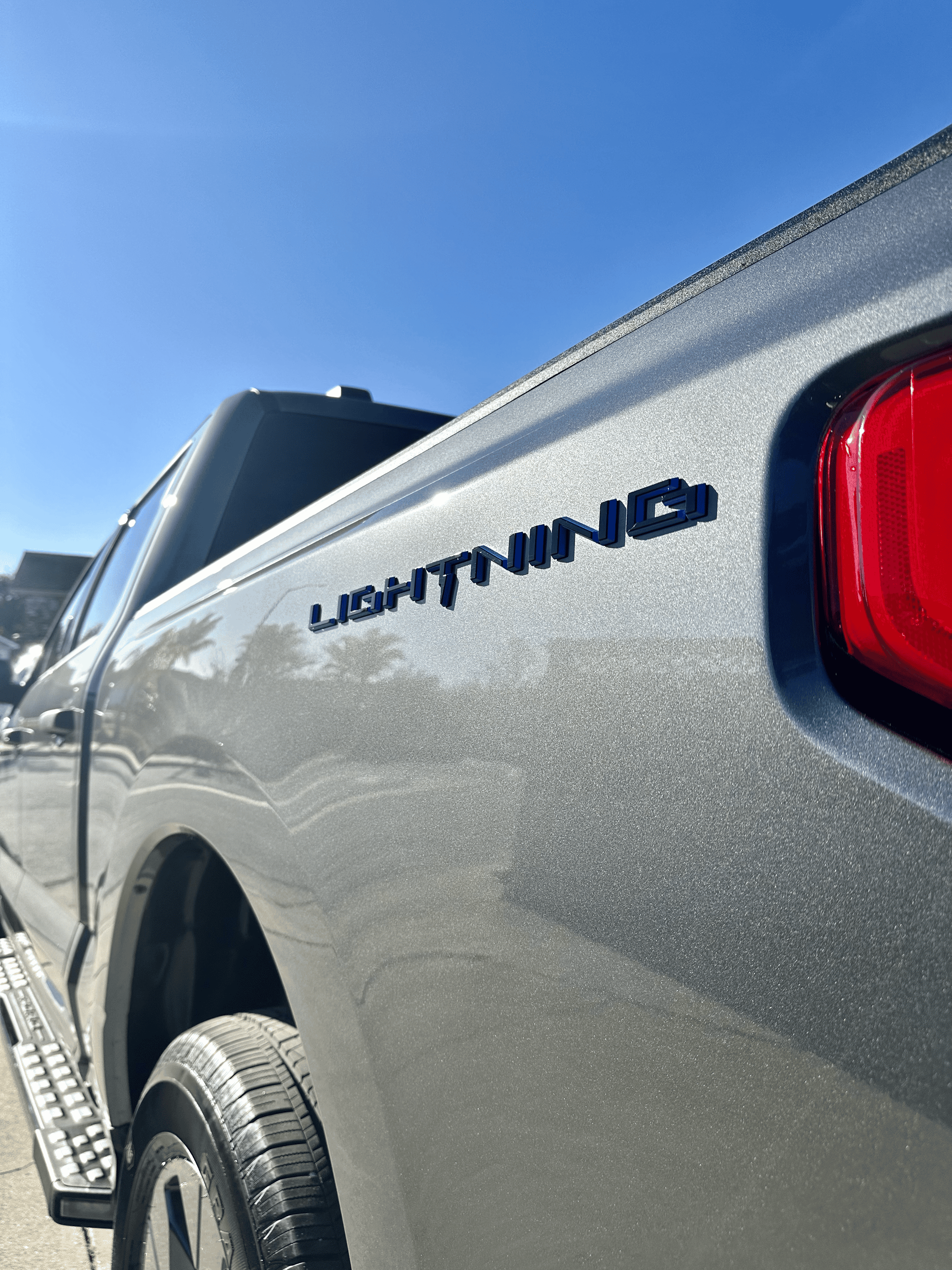 Ford F-150 Lightning 🙋‍♂️ What Did You Do To Your Lightning Today? tempImageYu3jq5