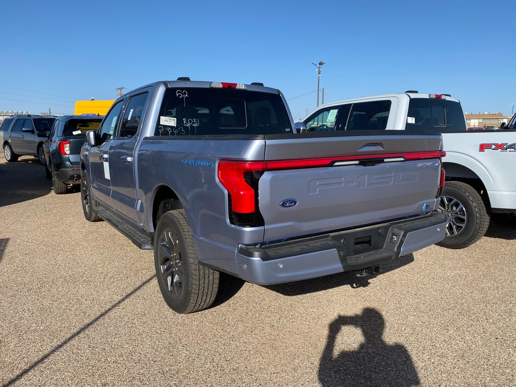 Ford F-150 Lightning ✅ 4/25 Lightning Build Week Group truck4