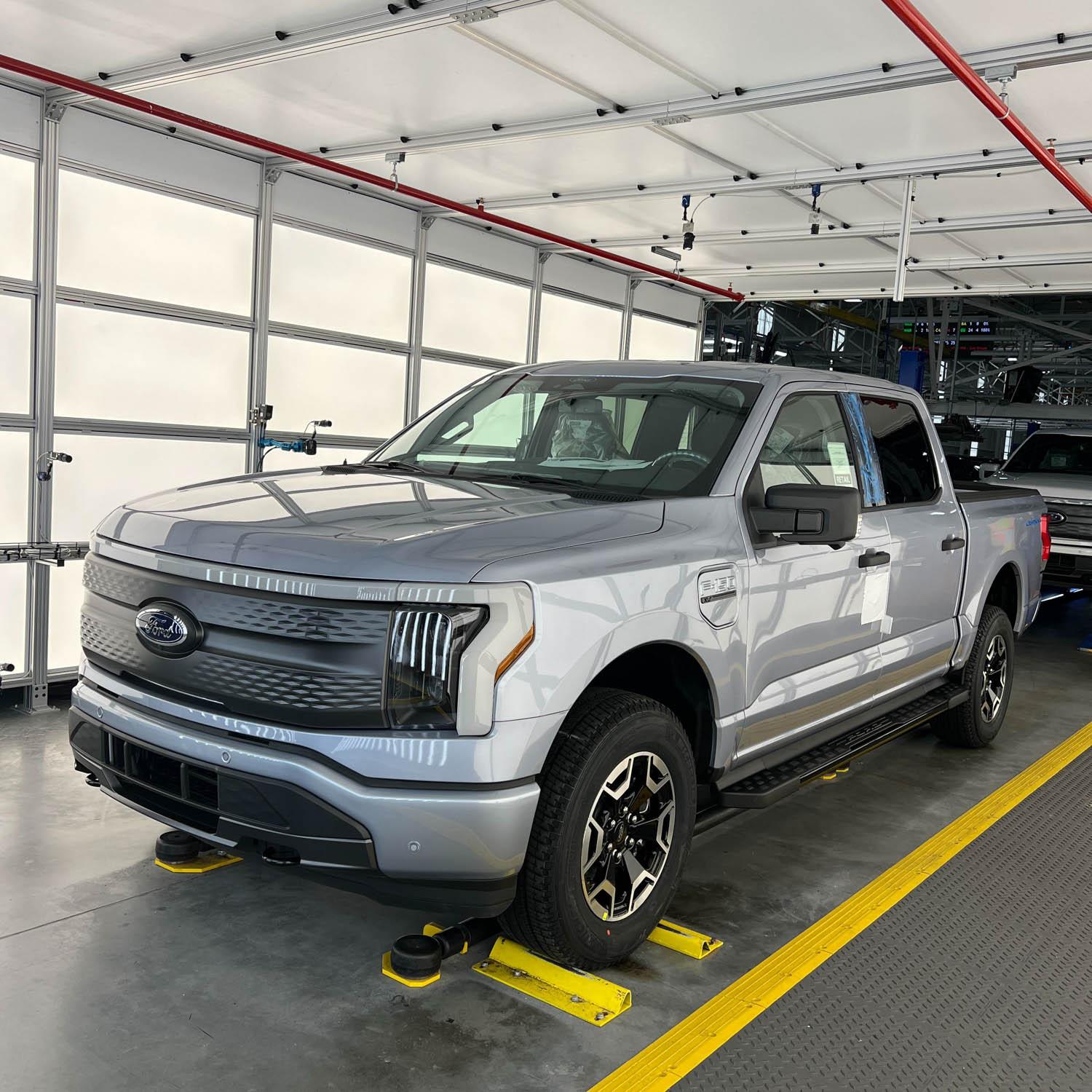 Ford F-150 Lightning DIY: Installing Passive Entry To A 2022 F-150 Lightning XLT Zs F150 - Factory