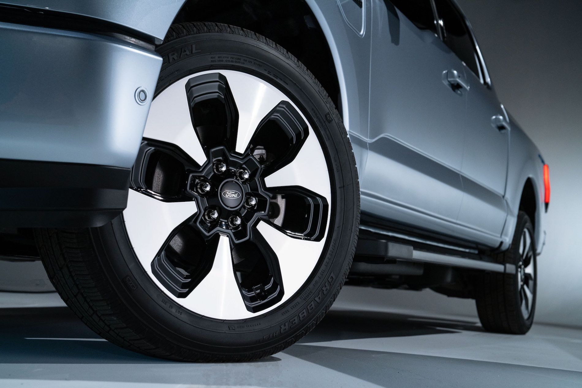 RECALL on 2,900 Ford F150 Lightning TPMS not warning of low tire pressure Ford Lightning
